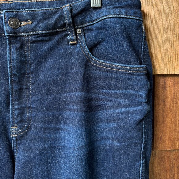 EUC CHICO’S Dark Indigo Blue Define Me Straight Leg Ankle Jeans Women's 16 - Picture 5 of 12